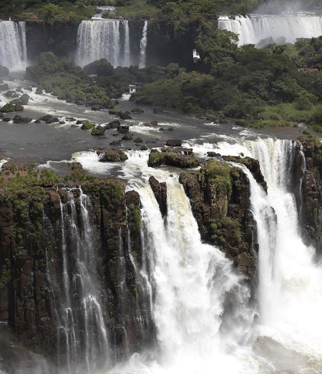 cascate-de-iguazu-argentina-stampa-su-tessuto-pearl-180x209-15-bassa-definizione