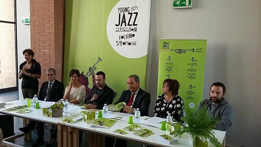 YJ_conferenza