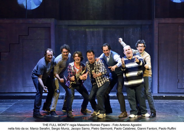 TL1213_FullMontyFotoScena2