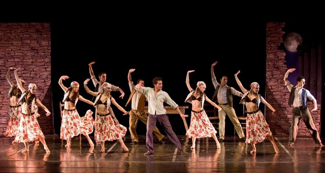 Raffaele Paganini al Teatro Comunale di Gubbio con “La vera storia di Zorba il greco” | Venerdi 22 Febbraio