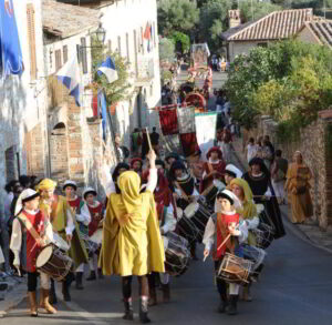 Corciano Festival Corteo Quattrocentesco del gonfalone