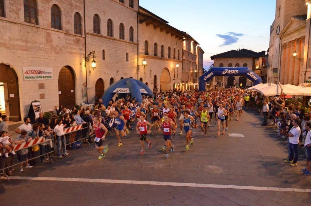 4° Marcia 8 porte di Assisi Assisi Runners 2015