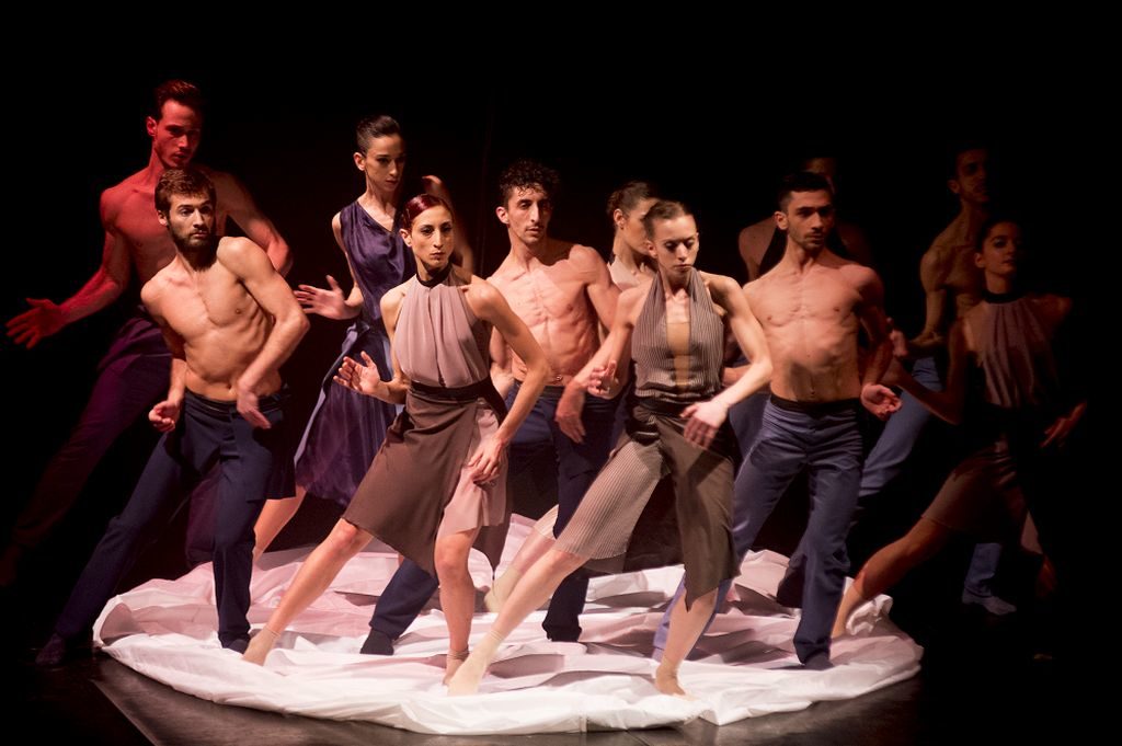 MM Contemporary Dance Company presenta Schubert Frames e Gershwin Suite