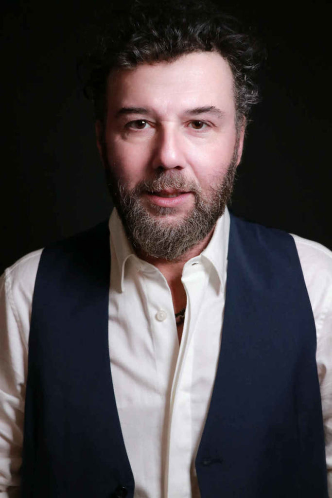 Paolo Vallesi trionfa su Raiuno a Ora o Mai Più Paolo Vallesi