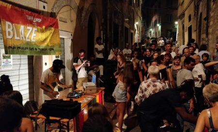 “La notte brava di corso Garibaldi” torna il 20 settembre per il progetto “TUrbAzioni” e a supporto della raccolta fondi per il Parco Sant’Angelo