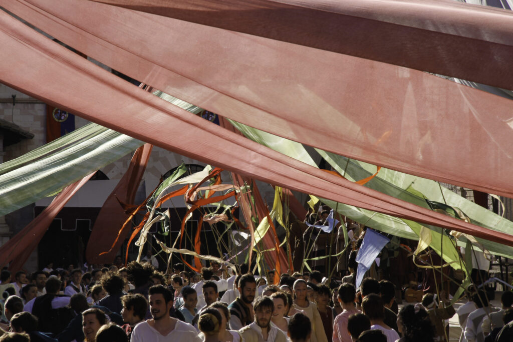 Salta anche l’edizione del Calendimaggio di Assisi, appuntamento al 2021.