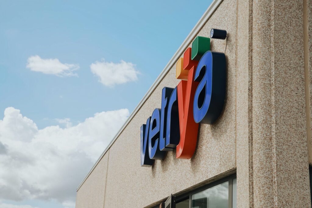 Vetrya: è made in Umbria l’app per tracciare la diffusione del Covid-19 Logo Vetrya